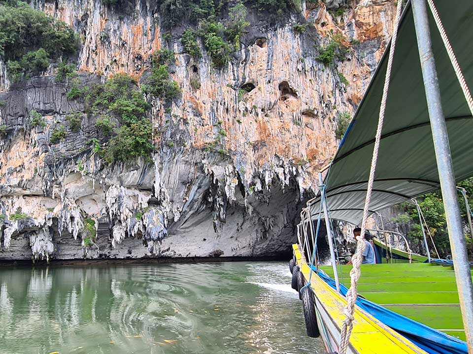 นั่งเรือ-หางยาว-ลอดถ้ำ-อ่าวพังงา